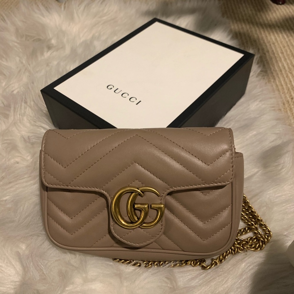 Gucci Super Mini Marmont